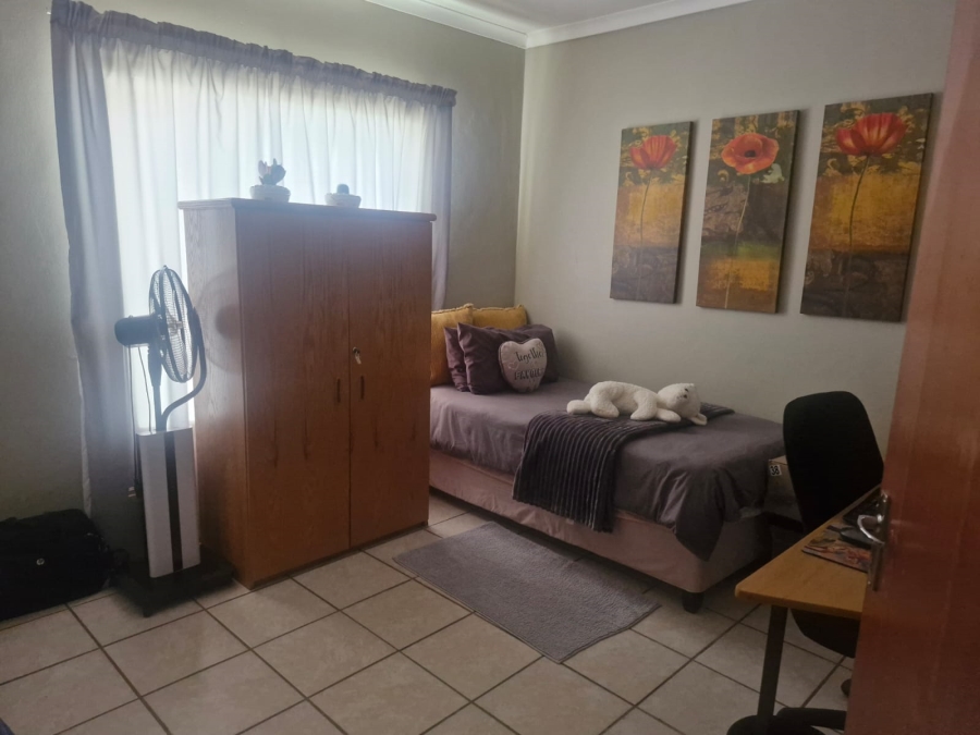 4 Bedroom Property for Sale in Keidebees Northern Cape